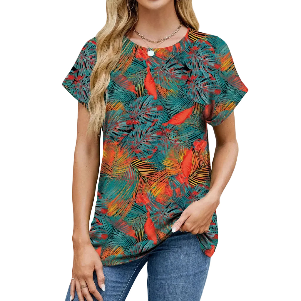 Damen T-Shirt mit Printmuster Vorderansicht in Grüner Hintergrund Lila Muster